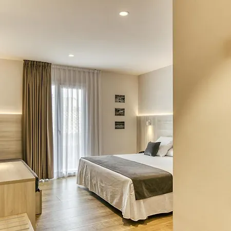 Hotel Emporium - Adults Only 3*