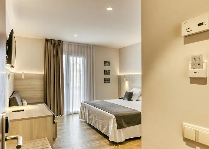 Hotel Emporium - Adults Only 3*