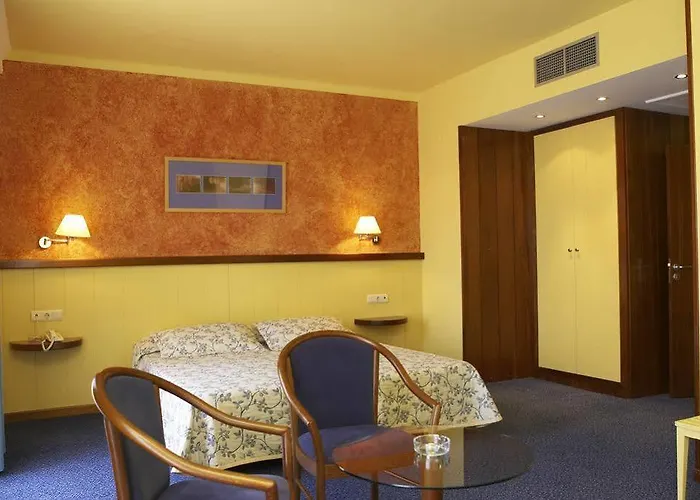 Emporium - Adults Only Hotel